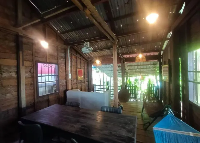 Holiday home - Four Bedrooms Near Angkor Wat Siem Reap