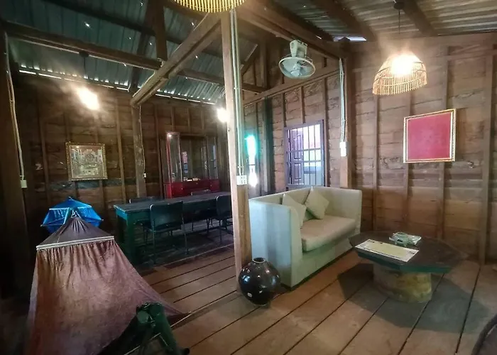 - Four Bedrooms Near Angkor Wat Holiday home Siem Reap