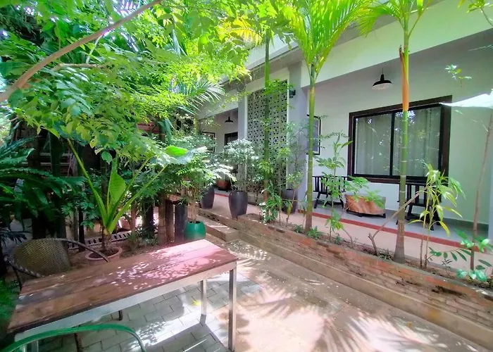 Holiday home - Four Bedrooms Near Angkor Wat